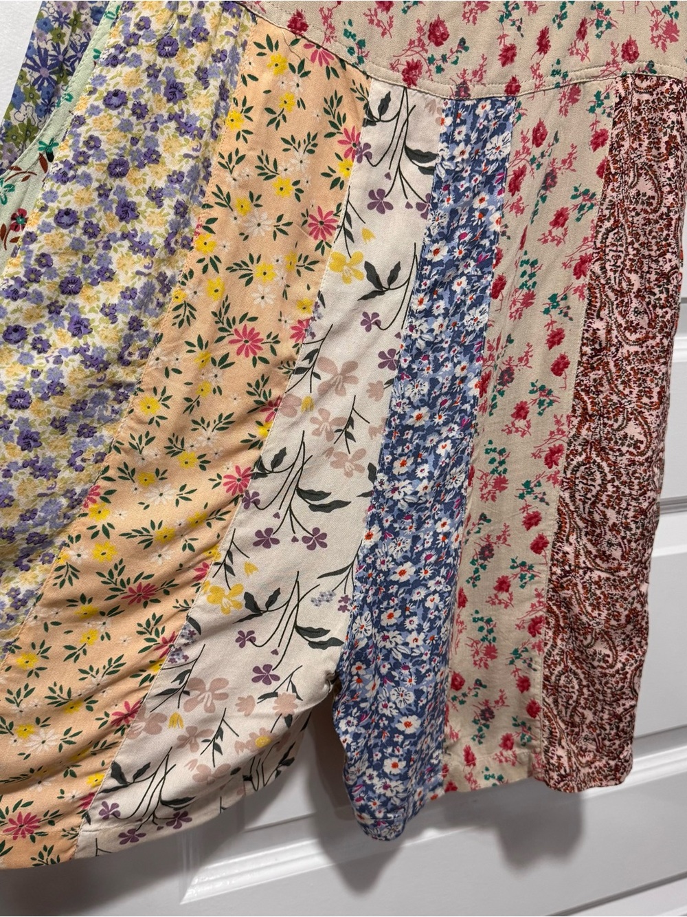 Blue Sky Patchwork Floral Overalls Shorts - Picture 4 of 13